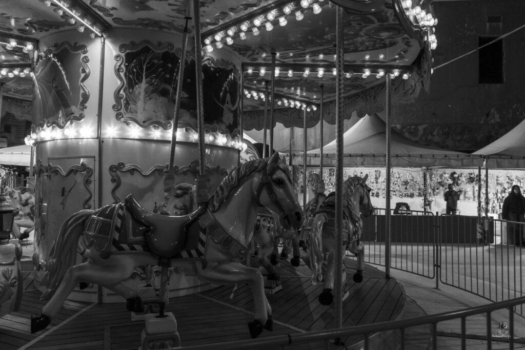 Carusel.jpg Me (large)